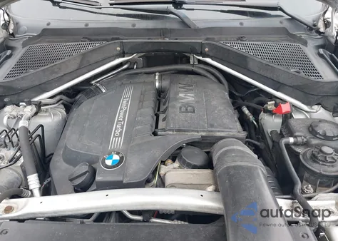 2011 BMW X5 xDrive35I/xDrive35I Premium/xDrive35I Sport Activity z USA, uszkodzony, nr VIN 5UXZV4C56BL740188